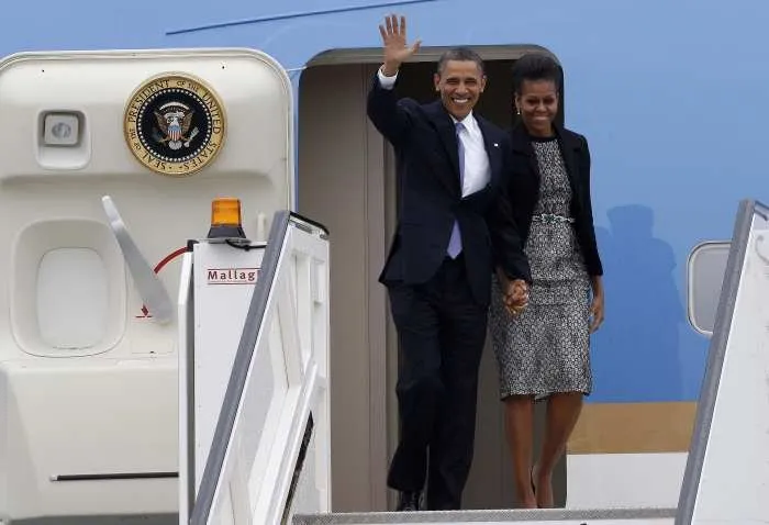  Obama chega à Irlanda para a  primeira etapa de giro pela Europa 