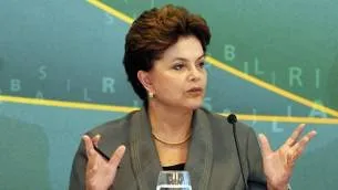 Dilma diz que combate à corrupção não é o objetivo central do governo