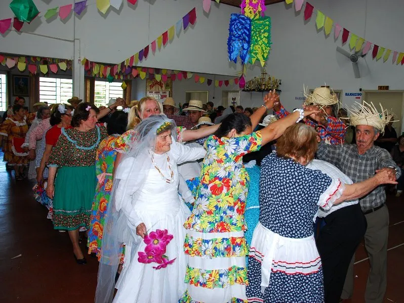  CCI comemora Festa Julina em Rolândia