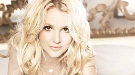 Ex-segurança de Britney Spears afirma que cantora não tomava banho