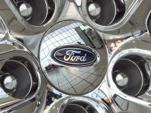  Lucro da Ford encolhe 7,7%, mas receita avança 13,4%