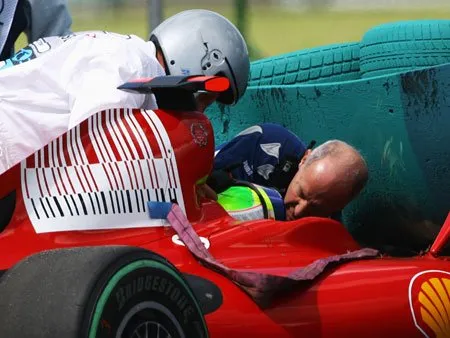 Felipe Massa quase morreu ao ser atingido por mola do carro de Rubinho