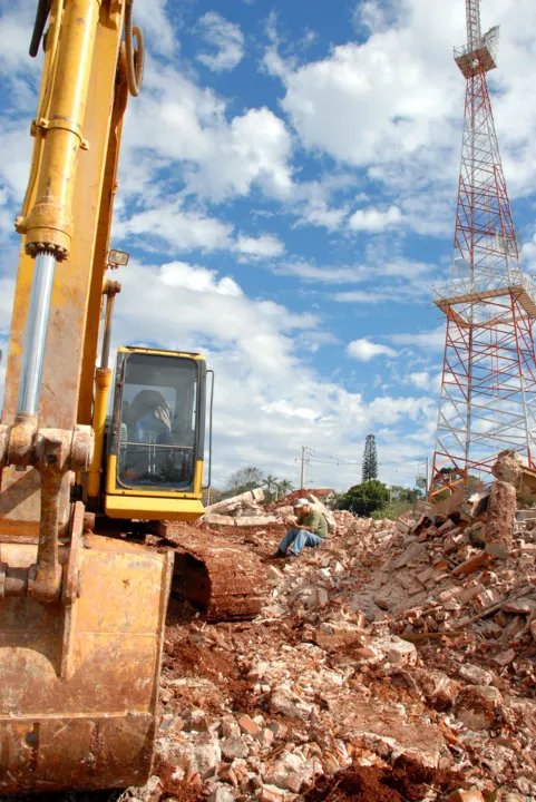 Sede antiga havia sido destruída pelo fogo em 1969