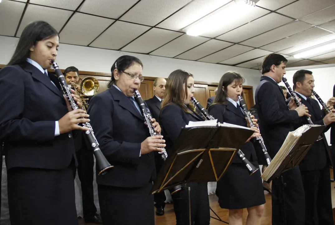  Banda Municipal recebe novos instrumentos musicais