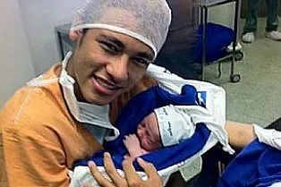 Nasce Davi Lucca, o 1º filho de Neymar 