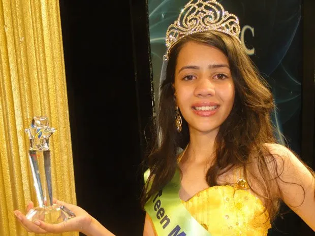  Menina de Apucarana vence Little Miss Mundo 2011 na Turquia