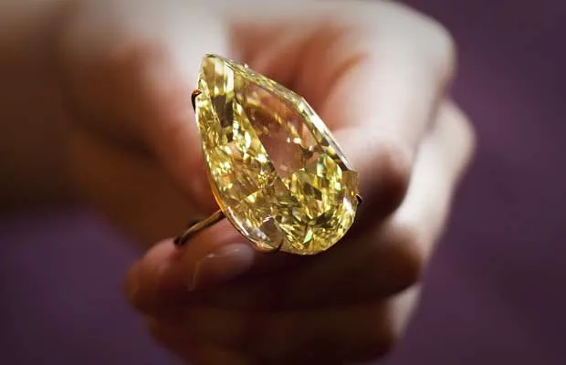 Maior diamante amarelo conhecido é leiloado por R$ 19,2 milhões na Suíça