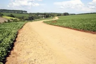Comunidade rural celebra empreitada que recuperou 70 km de estradas