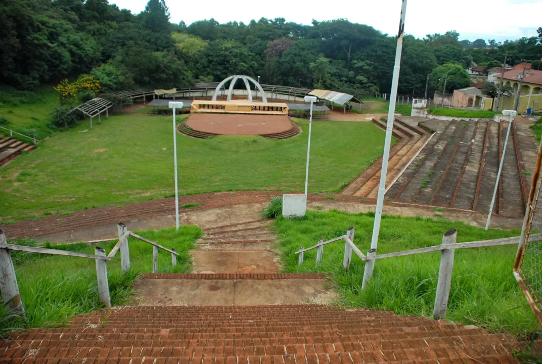  Parque das Nações de Arapongas, que está se transformando em local de peregrinações