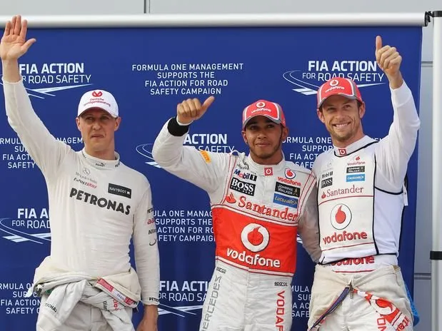 Hamilton faz 2ª pole do ano e garante domínio da McLaren