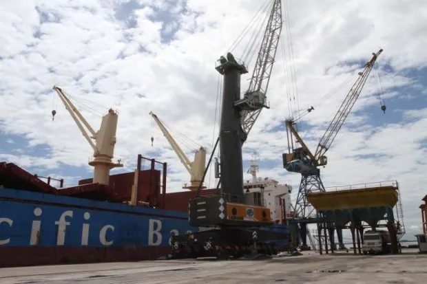  Porto de Antonina em 2011, ano em que recebeu 10 navios por mês e bateu recorde na movimentação de fertilizantes