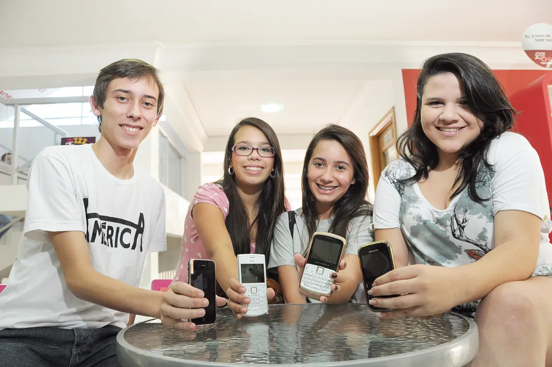 Smartphone vira mania em Apucarana e região
