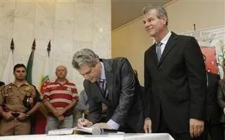 Silvio Barros transfere cargo de prefeito para  Carlos Roberto Pupin