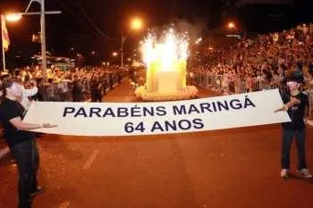   O feriado do aniversário de Maringá, comemorado oficialmente no dia 10 de maio, foi transferido este ano para o dia 14