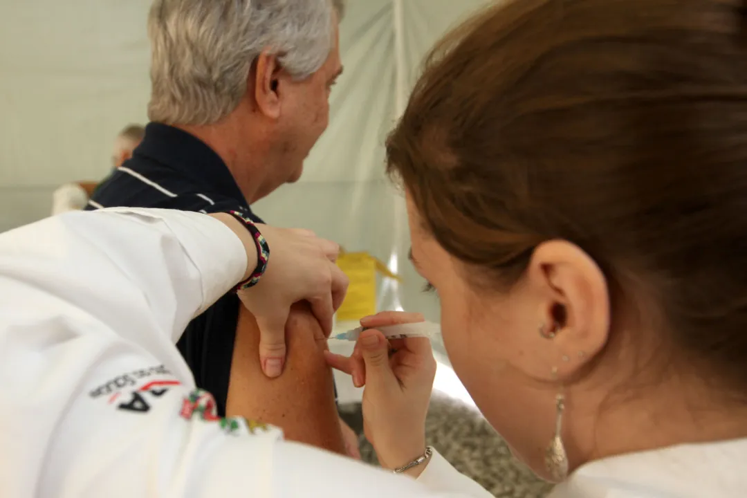 Paraná atinge meta de vacinação contra gripe