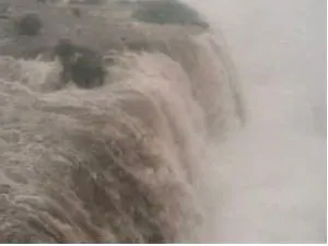 Nível de água das Cataratas do Iguaçu triplicou em 24 horas 