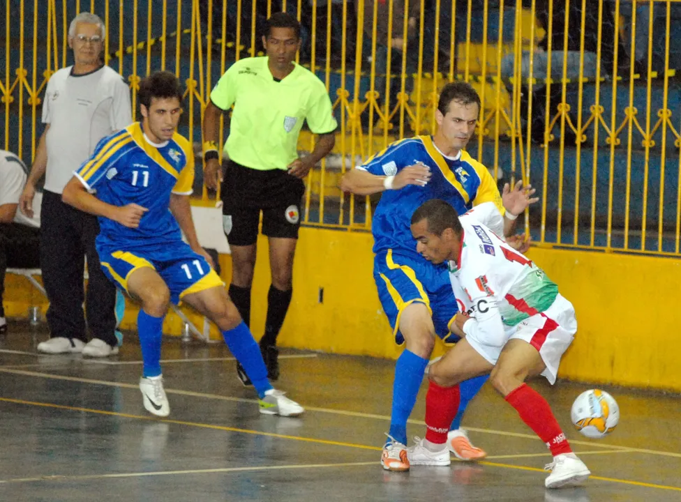 Futsal entra na fase semifinal hoje em Apucarana - Foto: Arquivo/TNONLINE