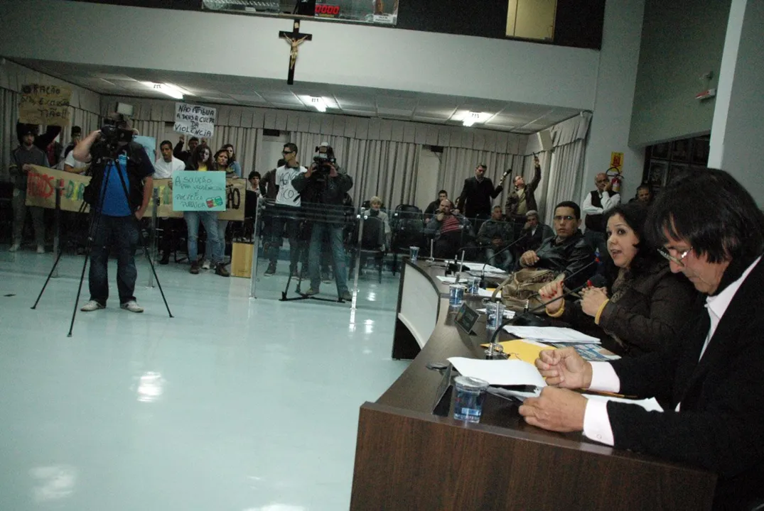 Câmara de Apucarana retoma atividades em clima eleitoral