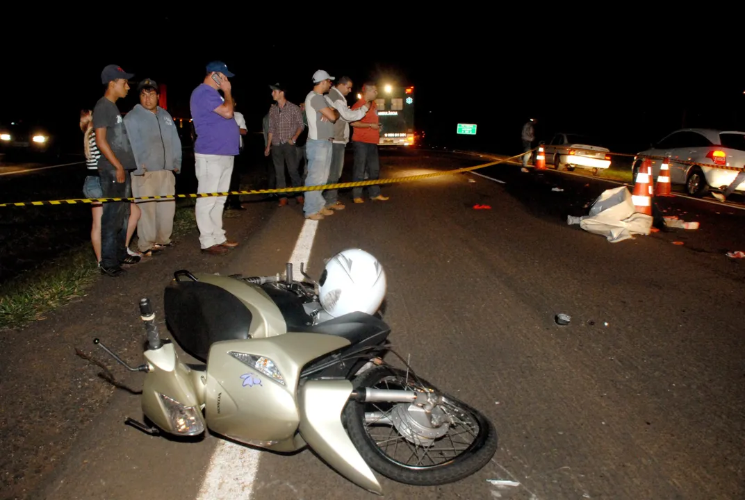 Condutora de motocicleta morre na BR-369 