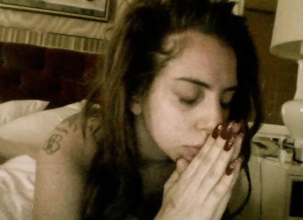 Lady Gaga mostra solidariedade com tragédia em Santa Maria