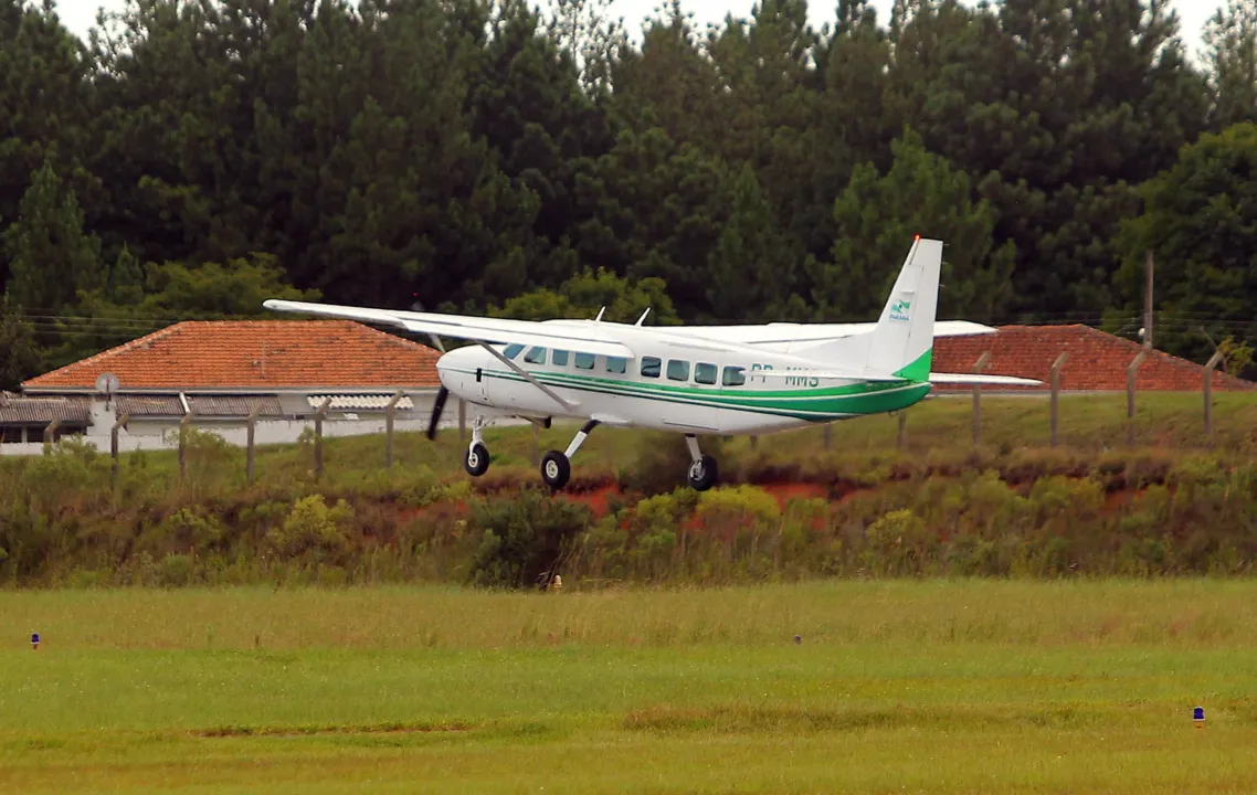 Paraná envia avião para Santa Maria para transporte de pacientes