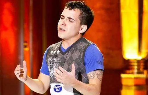Brasileiro é aprovado  por jurados do "American Idol"