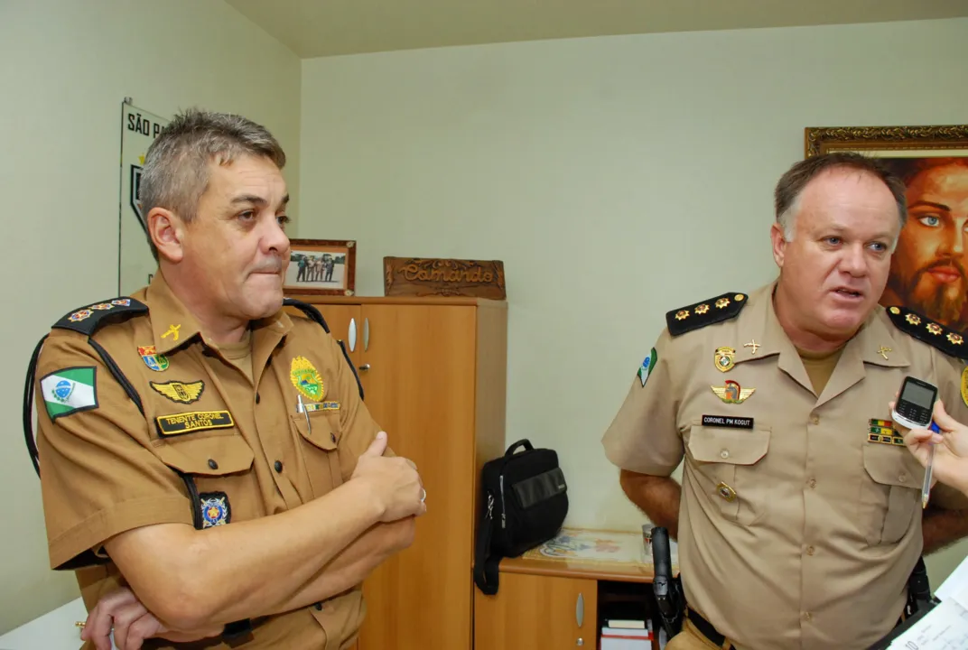 Comandante geral da Polícia Militar (PM) do Paraná, coronel César Vinícius Kogut (à direita na foto), confirmou presença no evento de caráter estadual