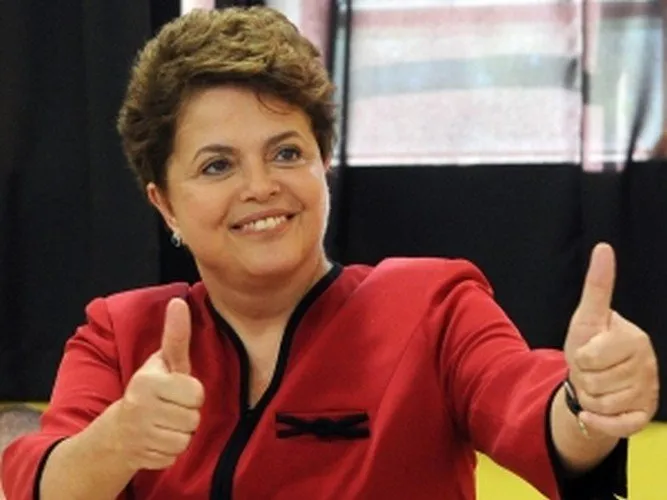 Pesquisa indica Dilma com 52,8% das intenções de voto