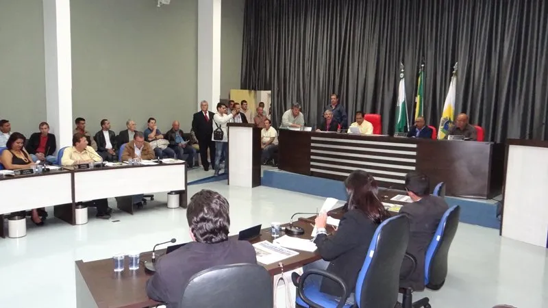 Câmara de Apucarana muda sessões ordinárias de segunda para terça-feira