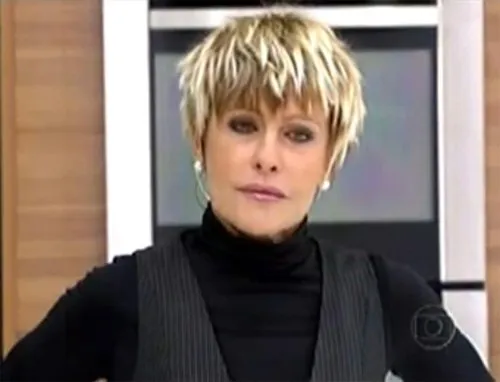 Ana Maria Braga está com dificuldade para falar após acidente em programa ao vivo