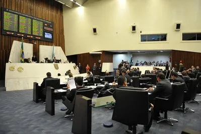 A Assembleia Legislativa aprovou na terça-feira (21/05) o projeto de lei do Executivo que institui o Sistema de Gestão Integrada de Recursos Financeiros do Paraná (Sigerfi) 