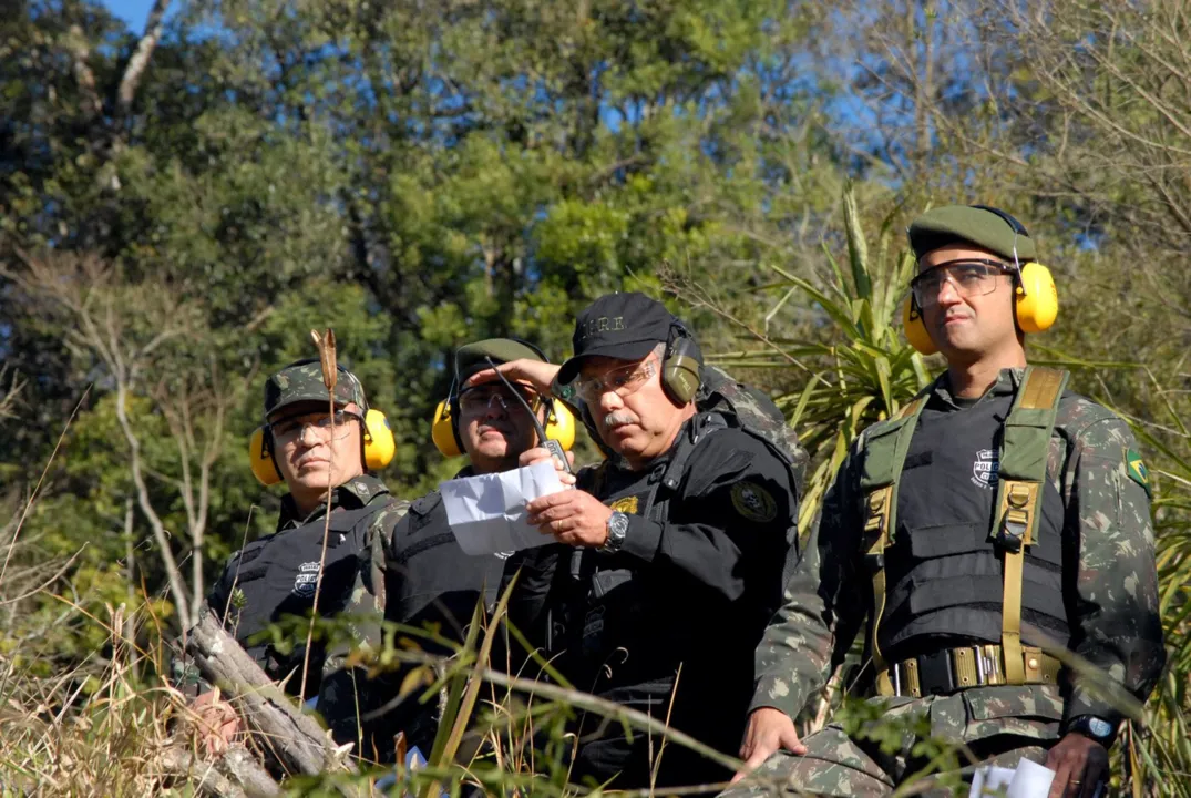  Policiais são treinados em ações anti-terrorismo