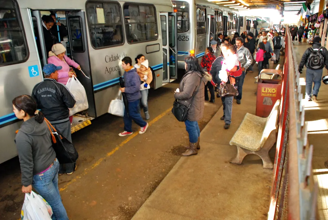 Apucarana: VAL pede reajuste de 10% na tarifa do transporte coletivo - Foto: TNONLINE