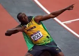  Recordista mundial dos 100 e dos 200 metros, Bolt exibiu empolgação com a possibilidade de participar do evento