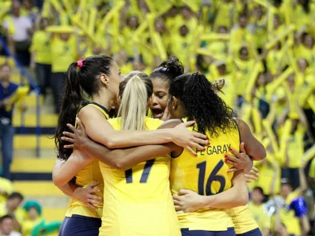 A seleção brasileira feminina de vôlei começou muito bem a fase final do Grand Prix - Crédito da foto - www.foxsports.com.br 
