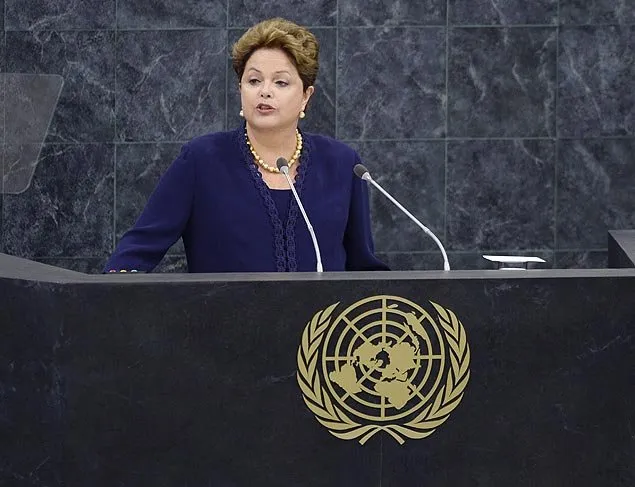 Em discurso na Assembleia-Geral da ONU, Dilma Rousseff defende criação de marco de internet para evitar intrusão Foto: Timothy Clary/AFP 