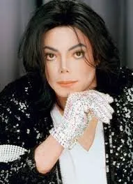 Disco novo de Michael Jackson é "sobre dinheiro" 