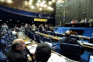 Senado aprova projeto que revê dívida dos Estados e municípios - Foto: Agência Senado