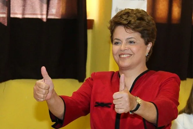  Dilma lança página oficial no Facebook (Crédito da foto: abril.com.br)