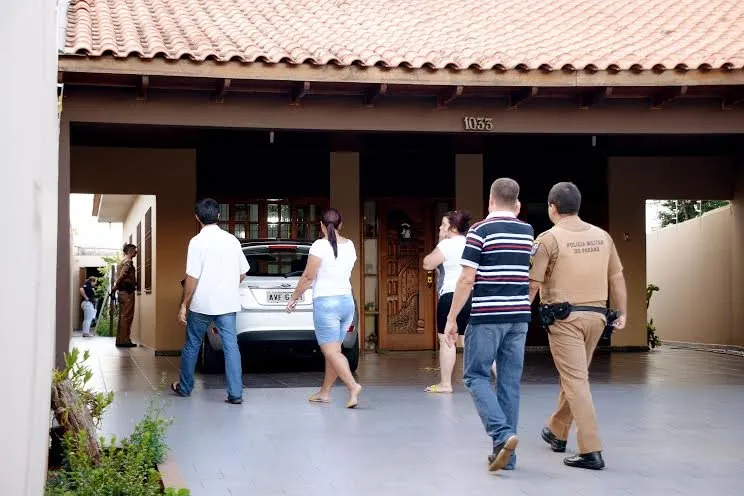 Comerciante mata a mulher esganada no centro de Apucarana; crime ocorreu na residência do casal (Sérgio Rodrigo)