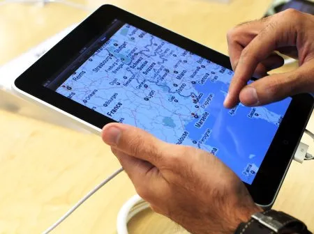  Segundo o ministério, os iPads apreendidos recentemente no aeroporto internacional, em Tel Aviv, serão devolvidos aos donos