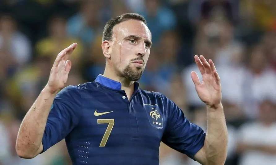 Franck Ribéry é cortado da Copa