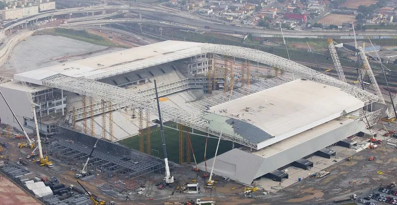 Dançarinos fazem 1º ensaio na Arena Corinthians para a abertura da Copa