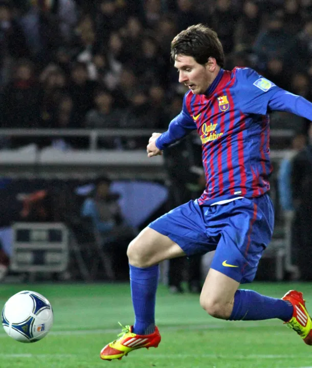 Messi diz que aprendeu com outras Copas e torce por final contra Neymar