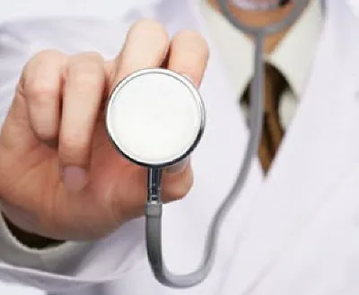Prefeitura de Rolândia aumenta salários de médicos em concurso