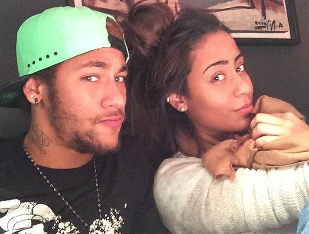Irmã de Neymar tem mal-estar e precisa ser atendida na Granja Comary
