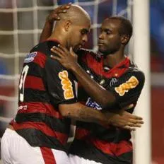 Adriano fez o go,do Flamengo cobrando penâlti