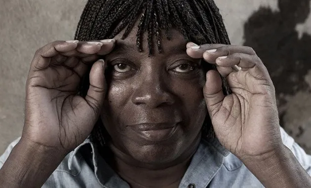 Milton Nascimento deixa show em SP após sentir mal-estar durante música