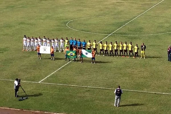 Em jogo marcado por expulsões, Foz do Iguaçu vence o FC Cascavel