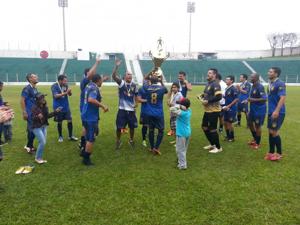 Gralha Azul G é a grande vencedora do Campeonato Amador de Futebol de Arapongas